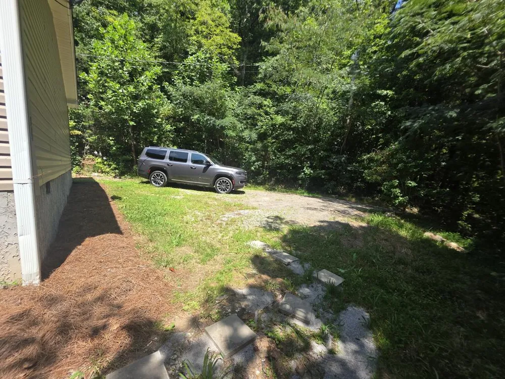 1985 Andrews Road Murphy, NC 28906