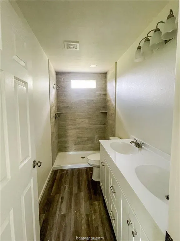 2837 Bob Mathews Street Bedias, TX 77831