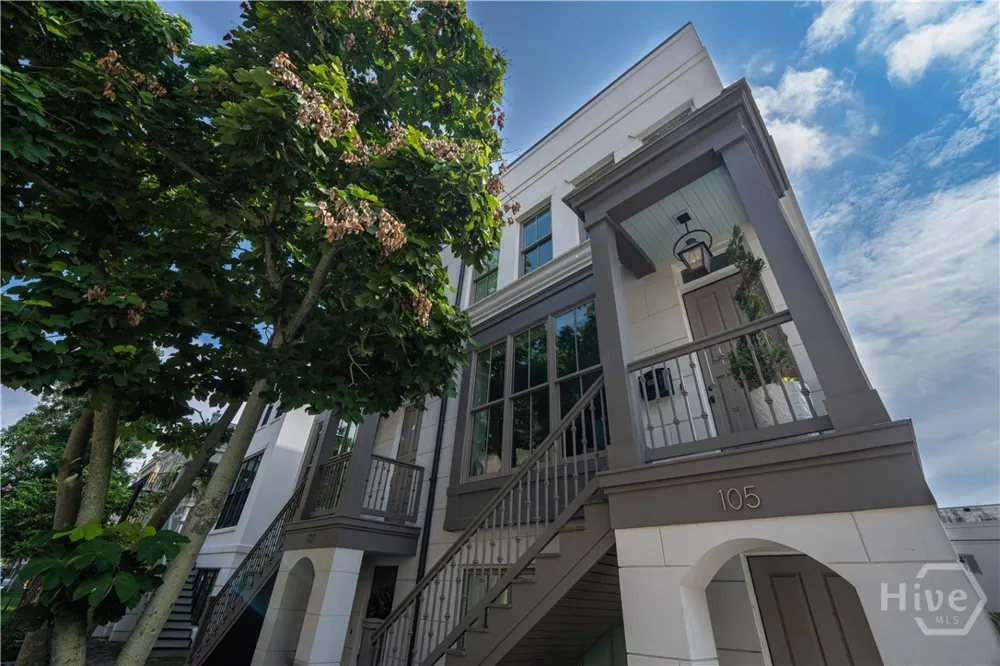 105 E Gordon Street Savannah, GA 31401