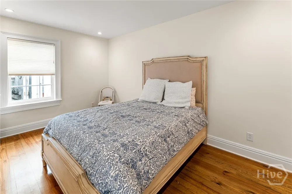 105 E Gordon Street Savannah, GA 31401