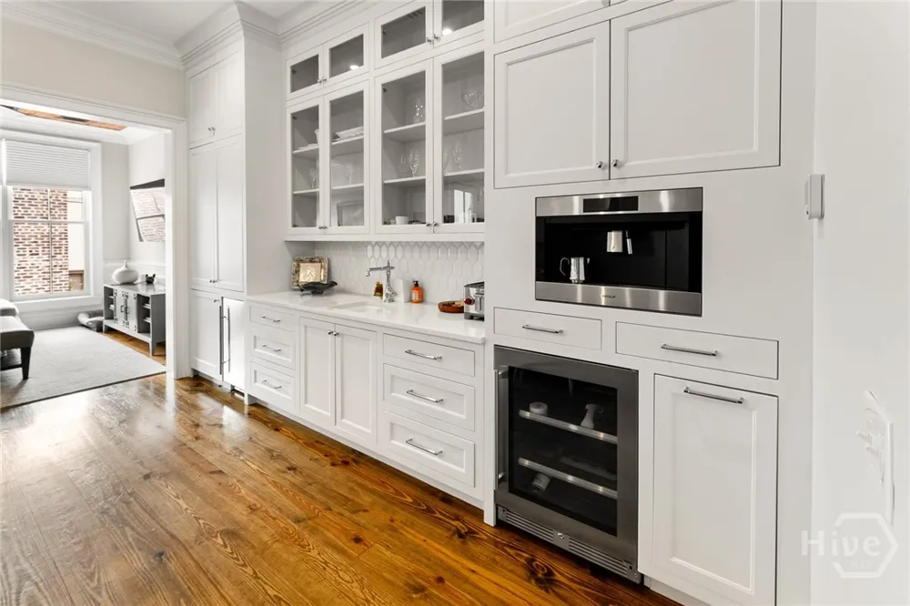 105 E Gordon Street Savannah, GA 31401