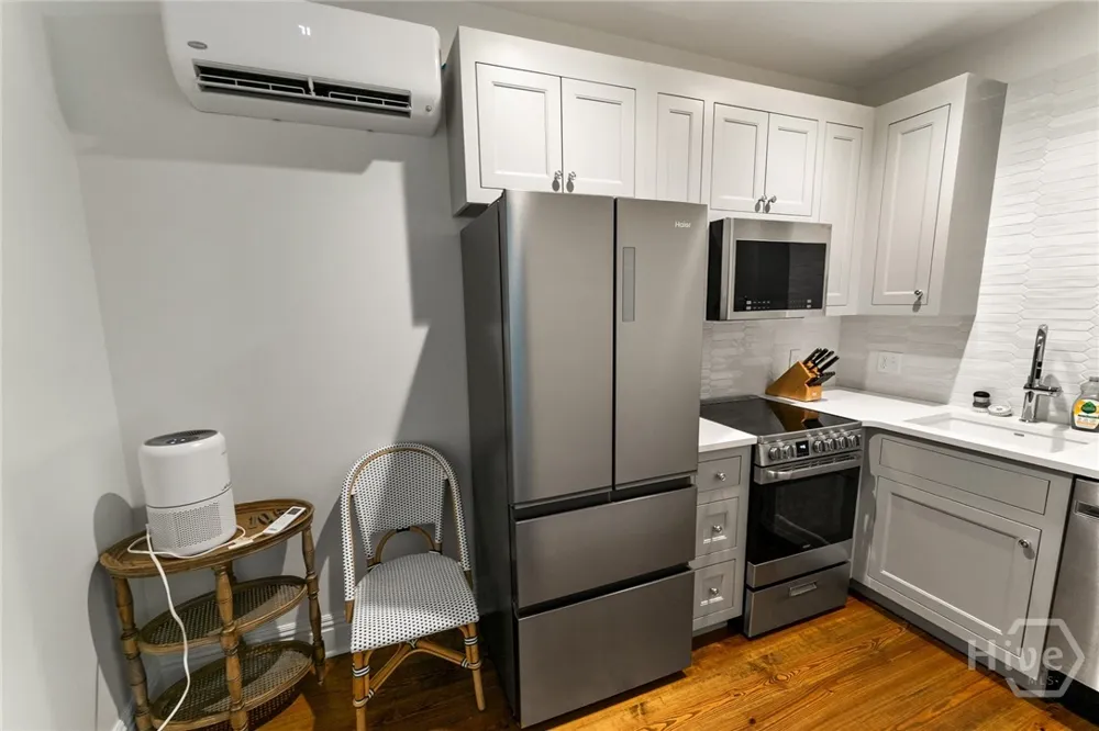 105 E Gordon Street Savannah, GA 31401