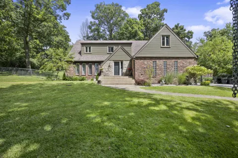 806 W 126th Court