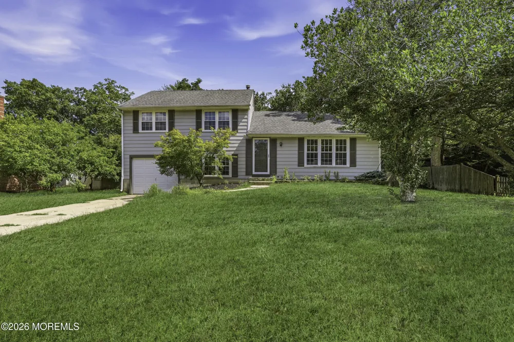 107 Ridge Drive Toms River, NJ 08753