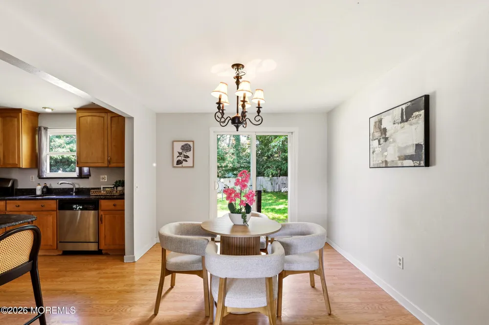107 Ridge Drive Toms River, NJ 08753