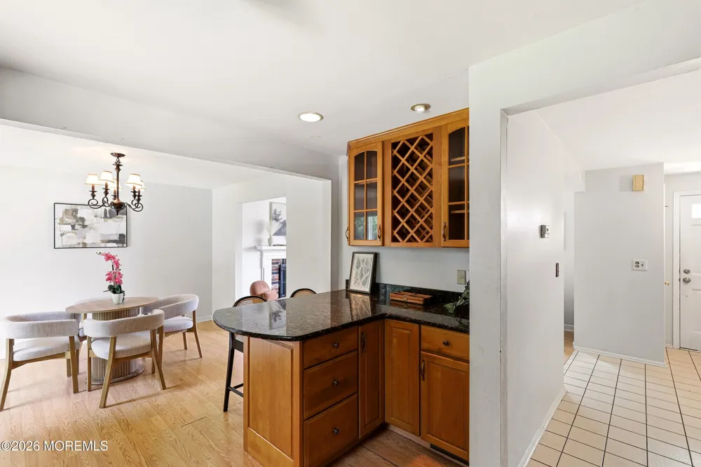 107 Ridge Drive Toms River, NJ 08753