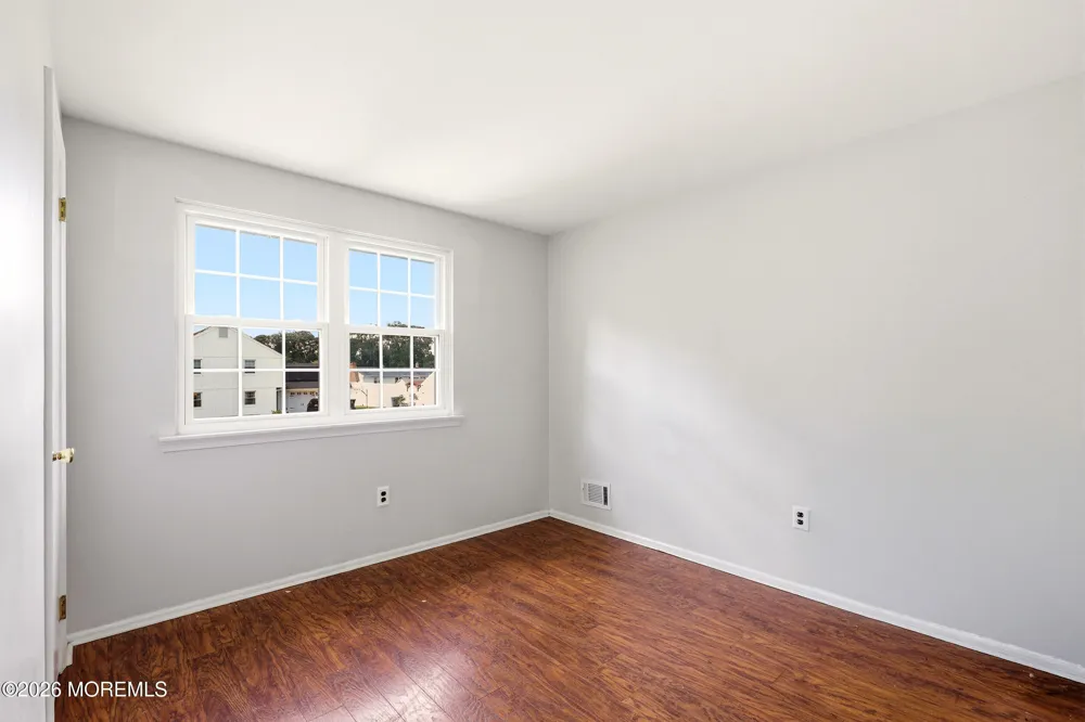 107 Ridge Drive Toms River, NJ 08753