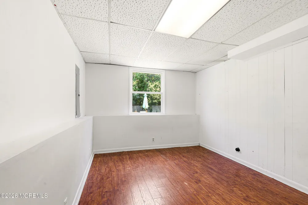 107 Ridge Drive Toms River, NJ 08753