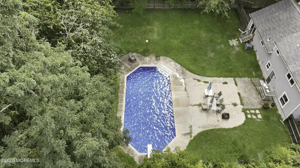 107 Ridge Drive Toms River, NJ 08753