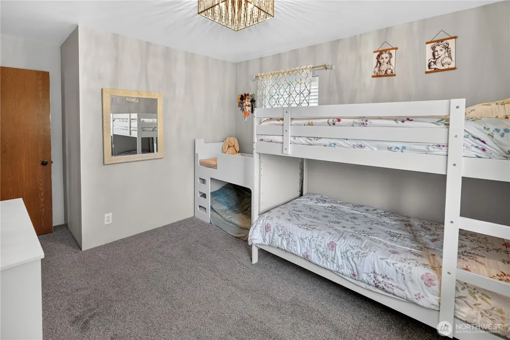 8831 NE Hillcrest Drive Moses Lake, WA 98837