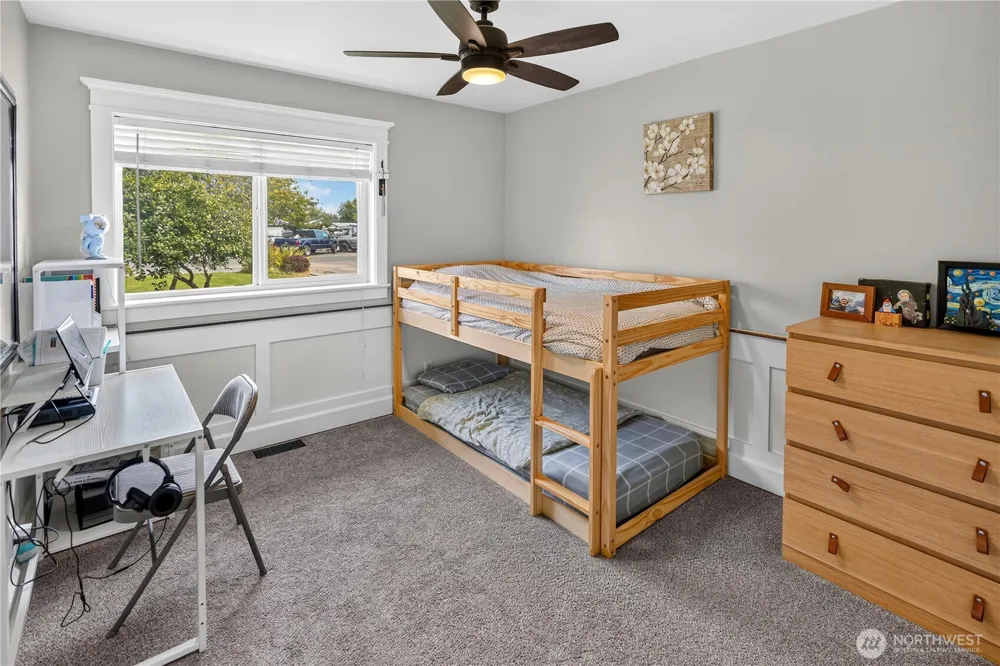 8831 NE Hillcrest Drive Moses Lake, WA 98837