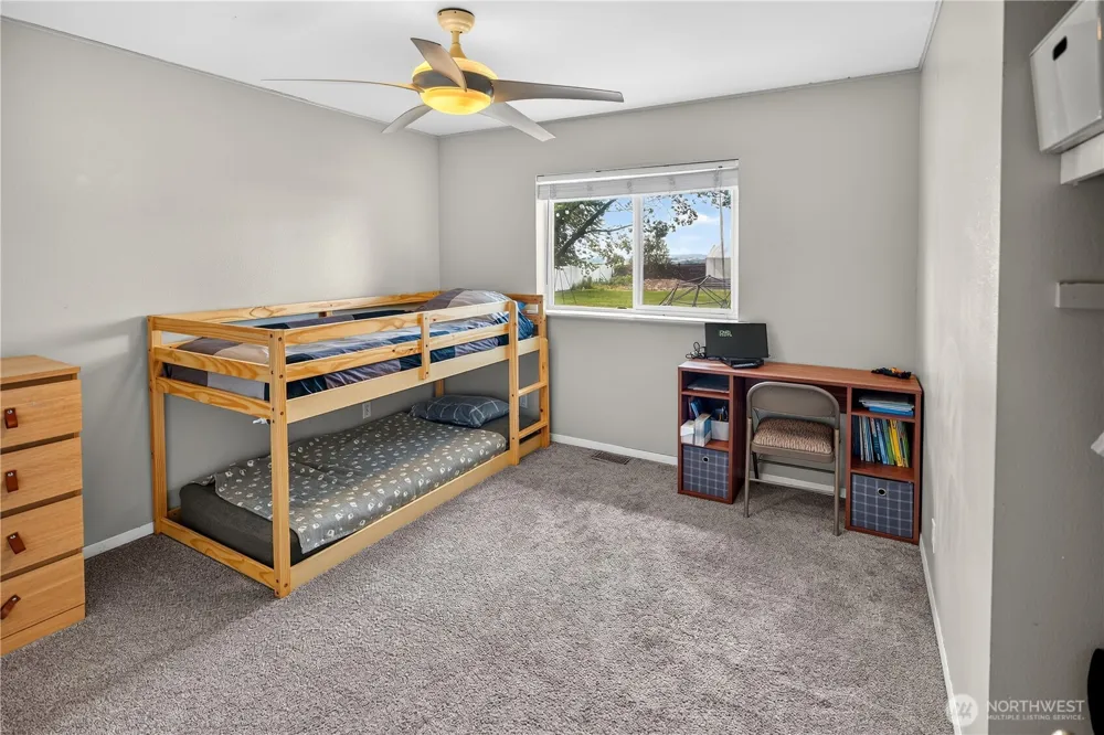 8831 NE Hillcrest Drive Moses Lake, WA 98837