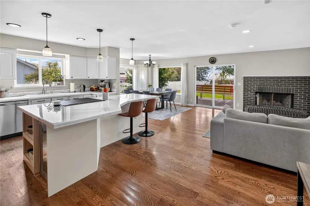 8831 NE Hillcrest Drive Moses Lake, WA 98837