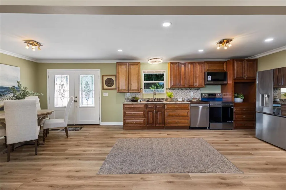 9815 E Brainerd Road Ooltewah, TN 37363