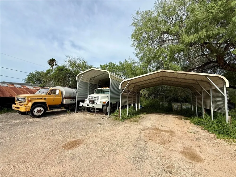 3926 S 6th Street Kingsville, TX 78363