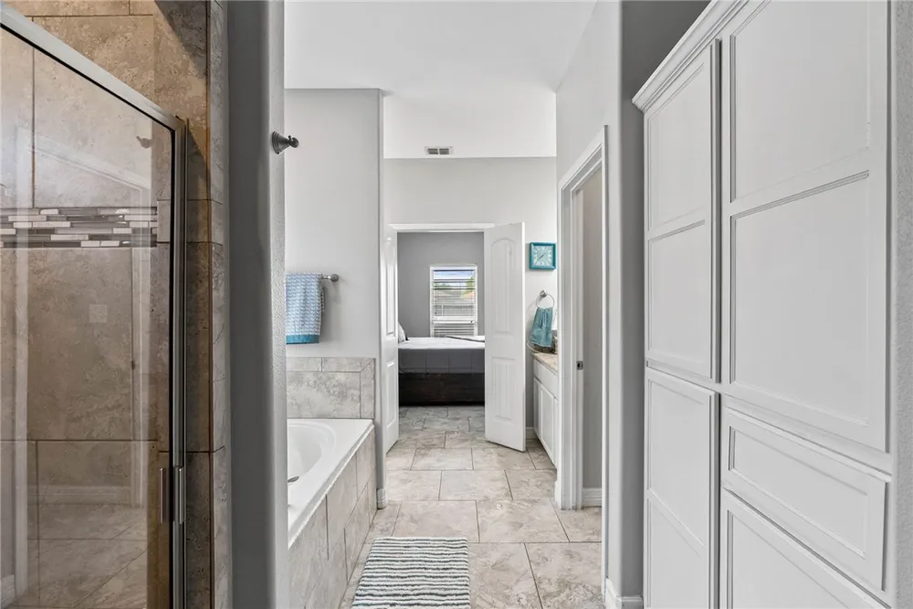 1113 Pine Hollow Lane Corpus Christi, TX 78418
