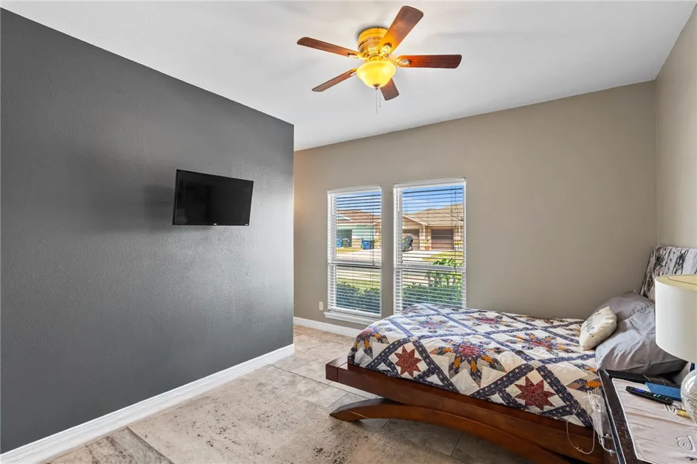1113 Pine Hollow Lane Corpus Christi, TX 78418