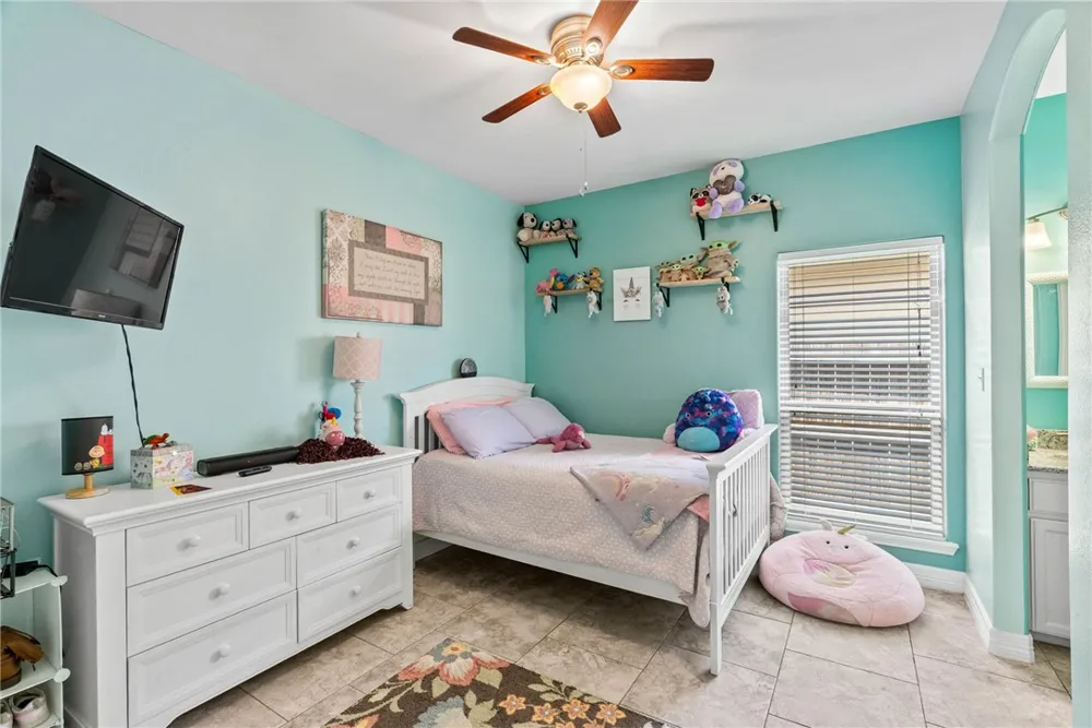 1113 Pine Hollow Lane Corpus Christi, TX 78418
