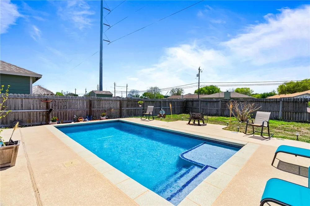 1113 Pine Hollow Lane Corpus Christi, TX 78418