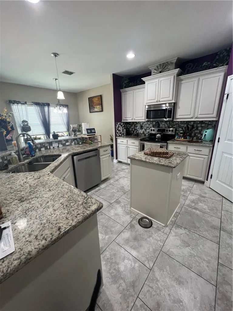 1113 Pine Hollow Lane Corpus Christi, TX 78418