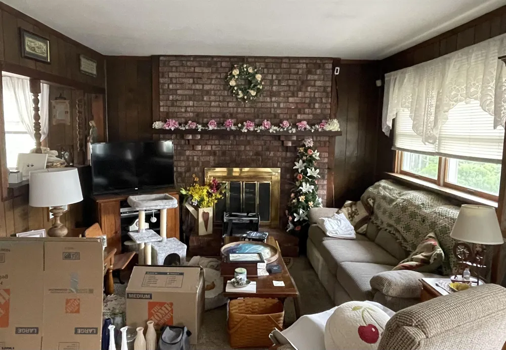 740 8th Ave Galloway Township, NJ 08205