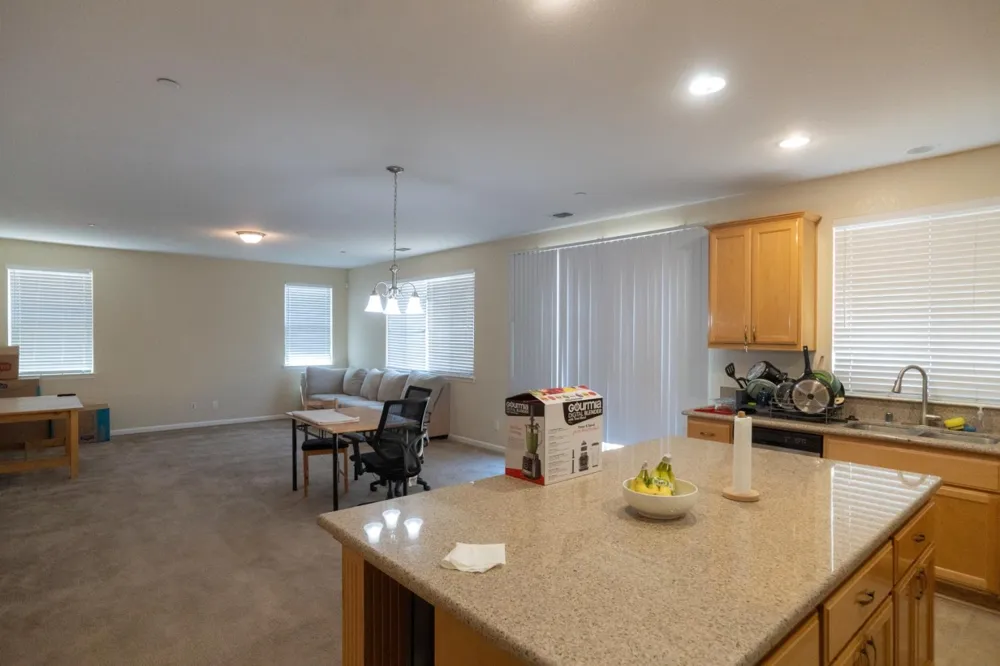 4869 Langley Way Merced, CA 95348