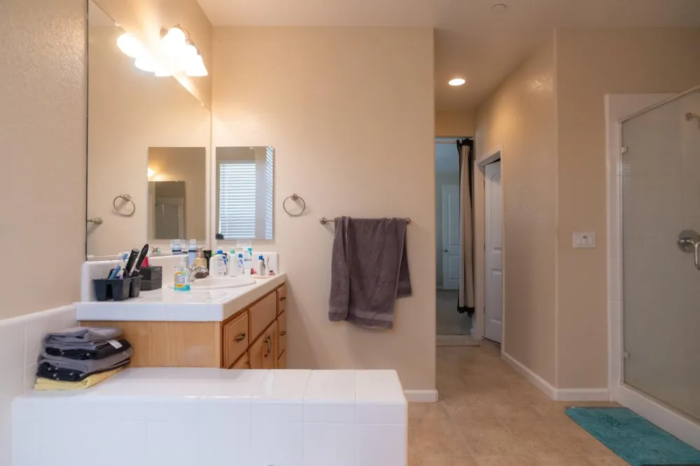 4869 Langley Way Merced, CA 95348