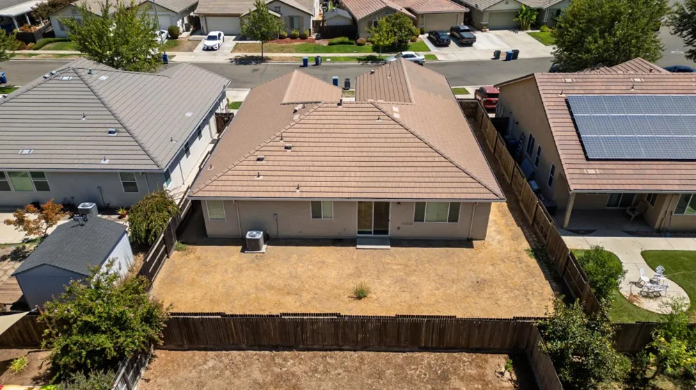 4869 Langley Way Merced, CA 95348