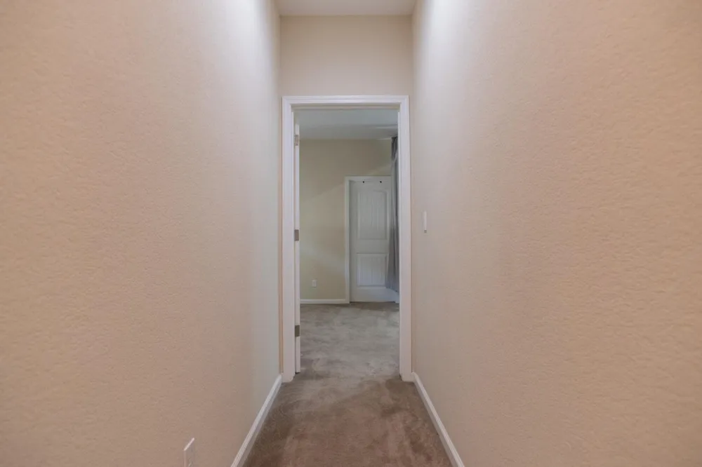 4869 Langley Way Merced, CA 95348