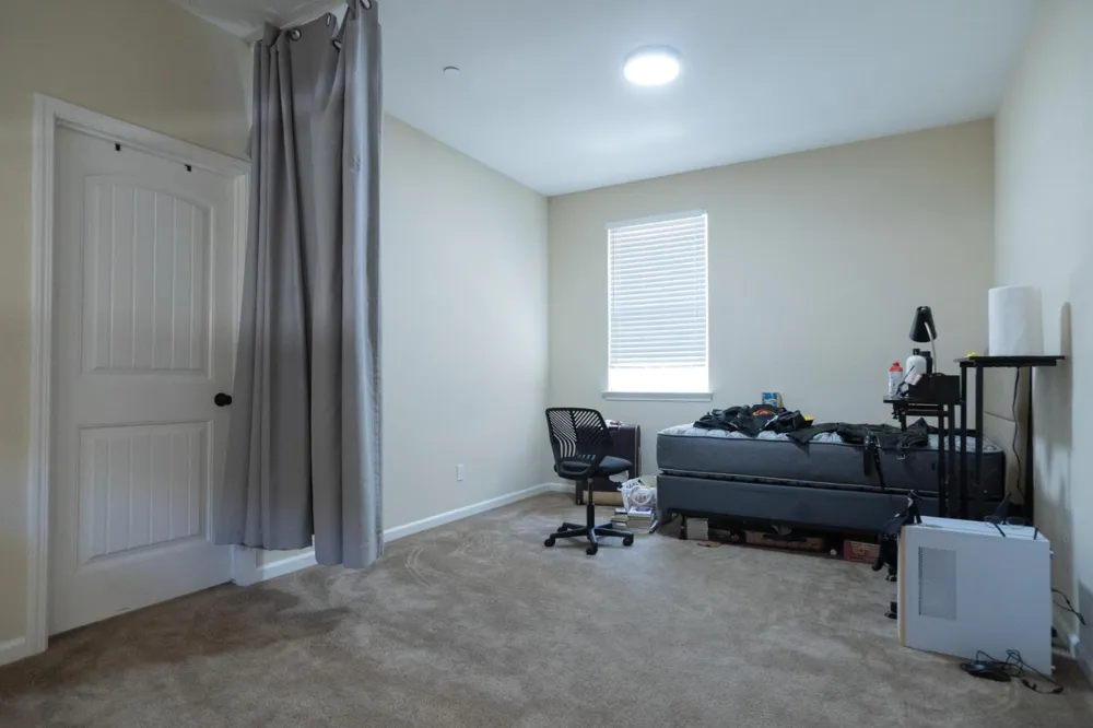 4869 Langley Way Merced, CA 95348