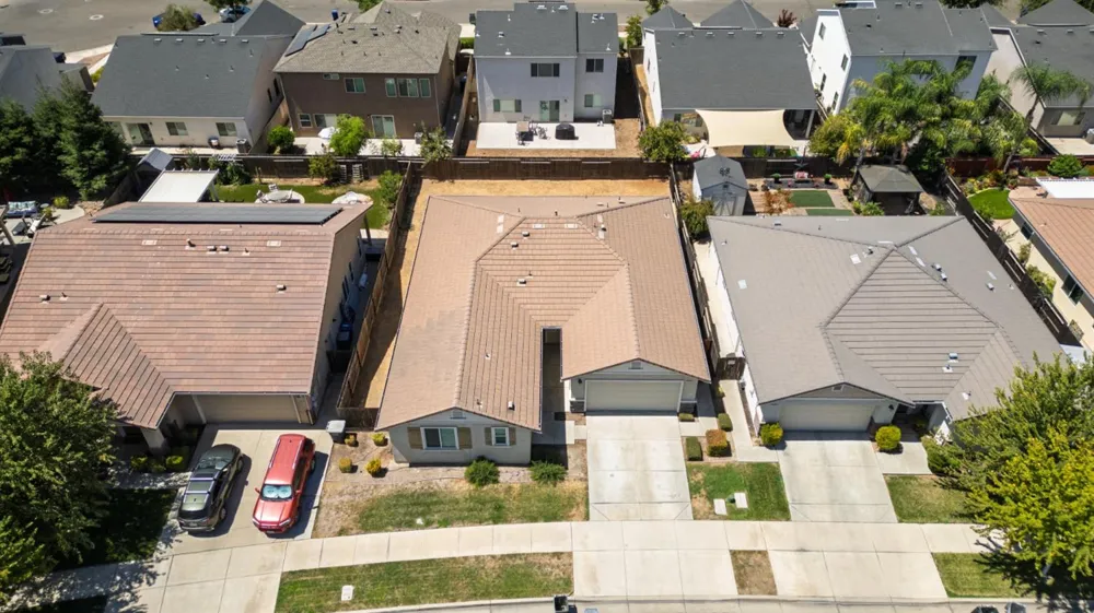 4869 Langley Way Merced, CA 95348