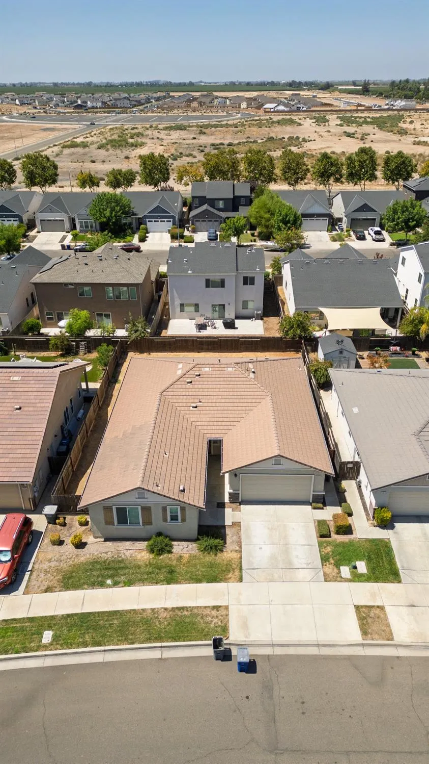 4869 Langley Way Merced, CA 95348