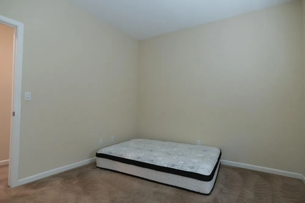 4869 Langley Way Merced, CA 95348