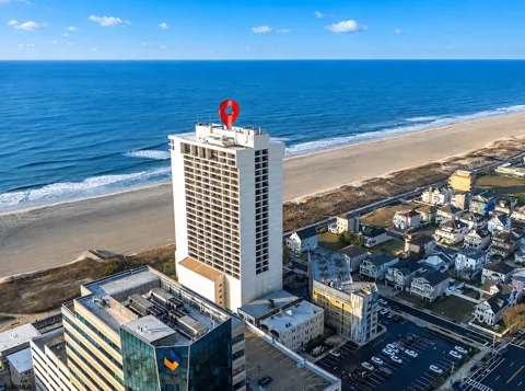 3851 Boardwalk