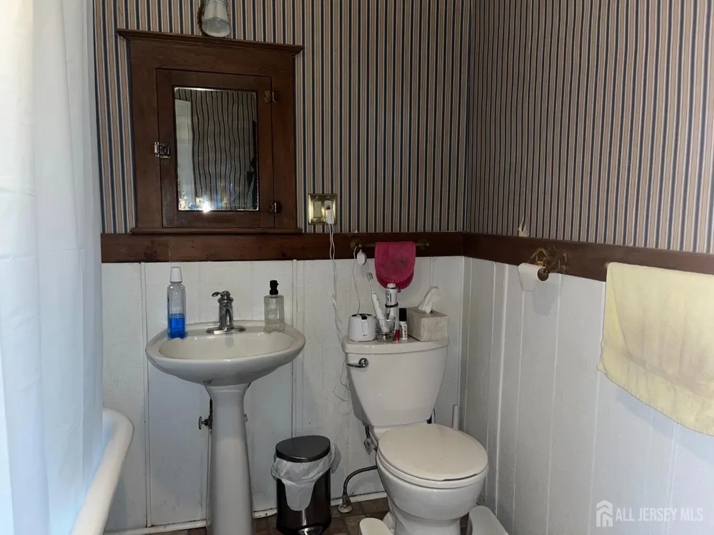 105 2nd Avenue Highland Park, NJ 08904