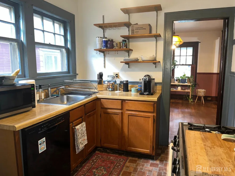 105 2nd Avenue Highland Park, NJ 08904
