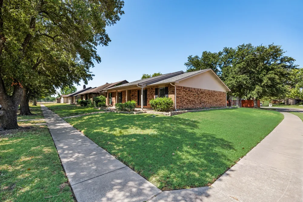 6117 Scenic Drive Rowlett, TX 75088