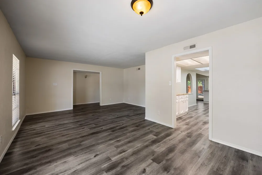 6117 Scenic Drive Rowlett, TX 75088