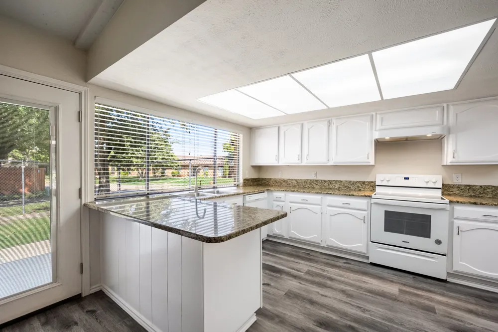 6117 Scenic Drive Rowlett, TX 75088