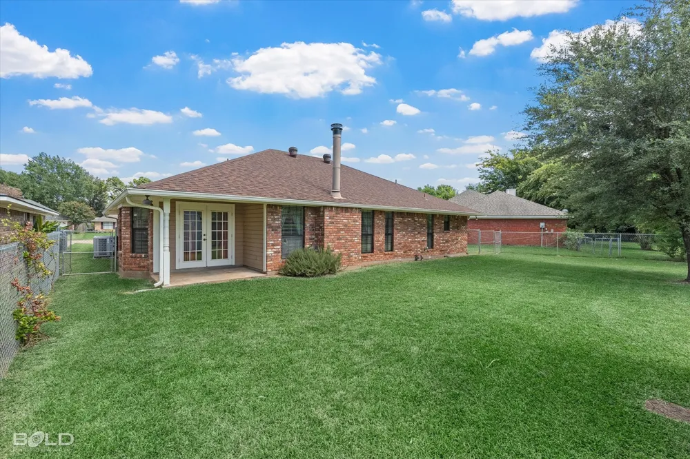 310 Brownlee Circle Bossier City, LA 71111