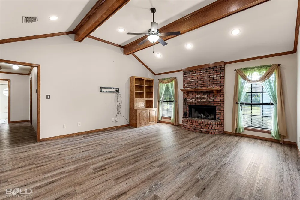 310 Brownlee Circle Bossier City, LA 71111