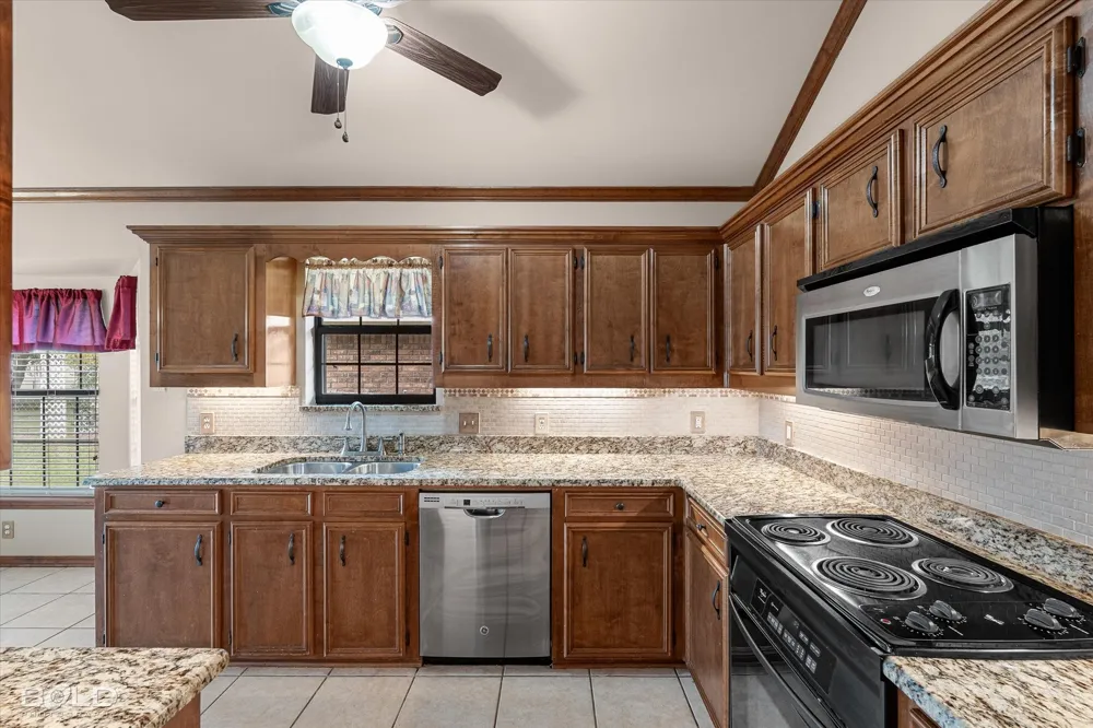 310 Brownlee Circle Bossier City, LA 71111