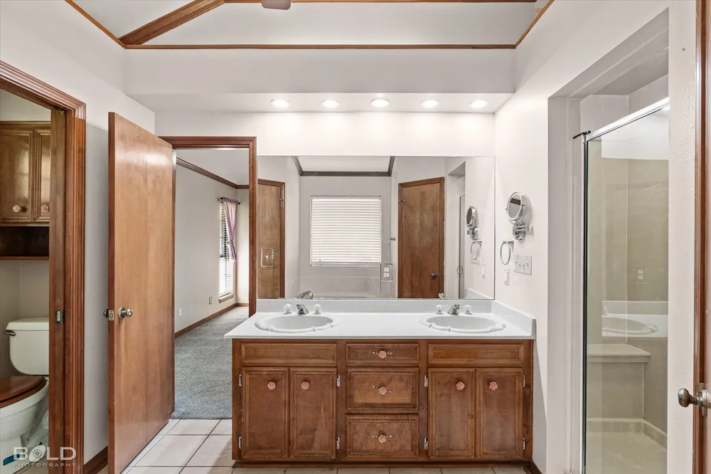 310 Brownlee Circle Bossier City, LA 71111