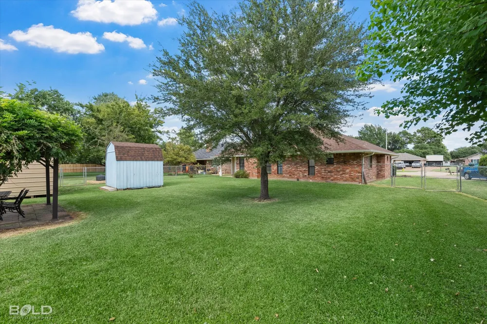 310 Brownlee Circle Bossier City, LA 71111