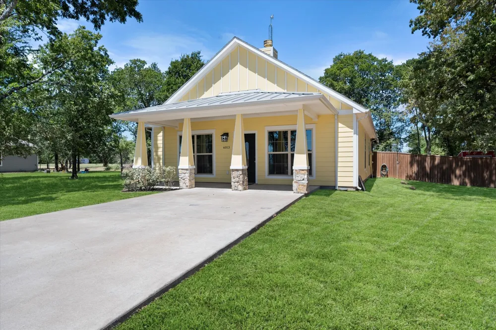 6013 SE County Road 3050 Corsicana, TX 75109