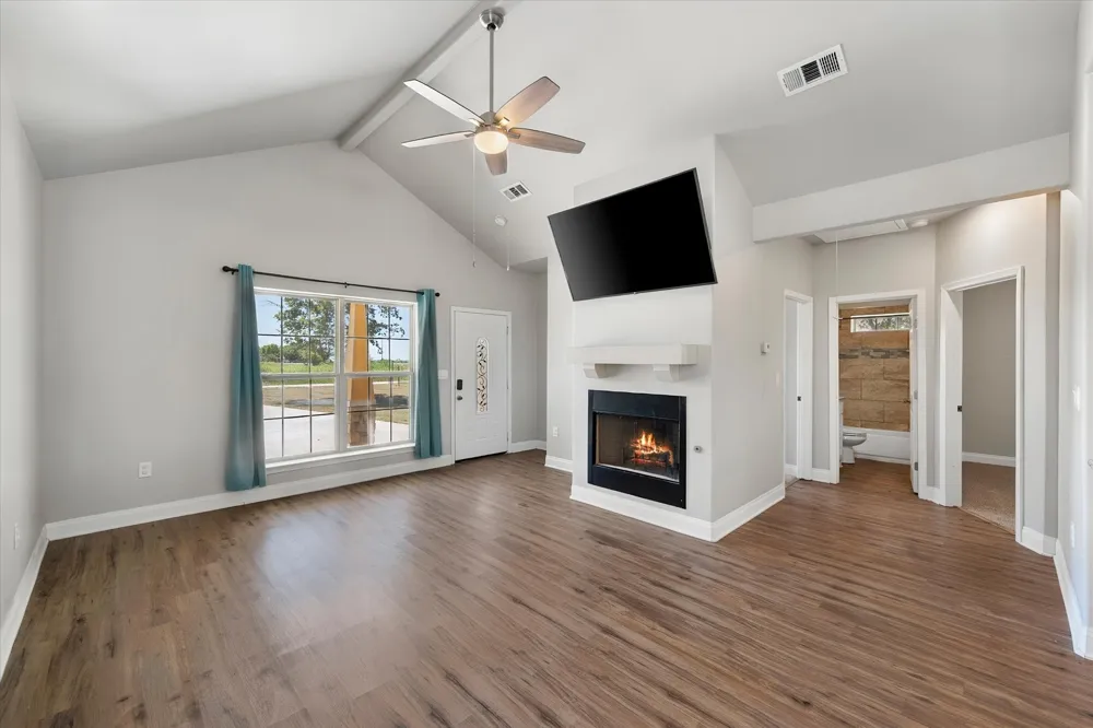 6013 SE County Road 3050 Corsicana, TX 75109