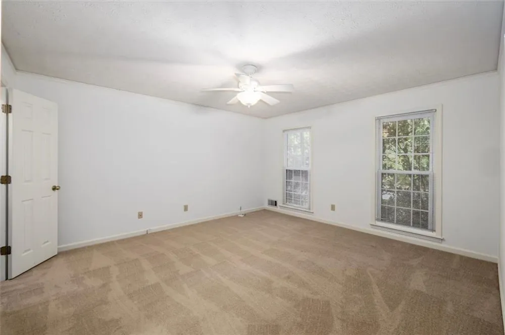 6088 Mill Stone Run Tucker, GA 30087
