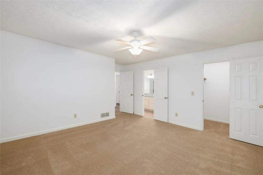 6088 Mill Stone Run Tucker, GA 30087