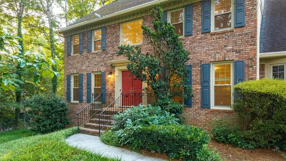 6088 Mill Stone Run Tucker, GA 30087