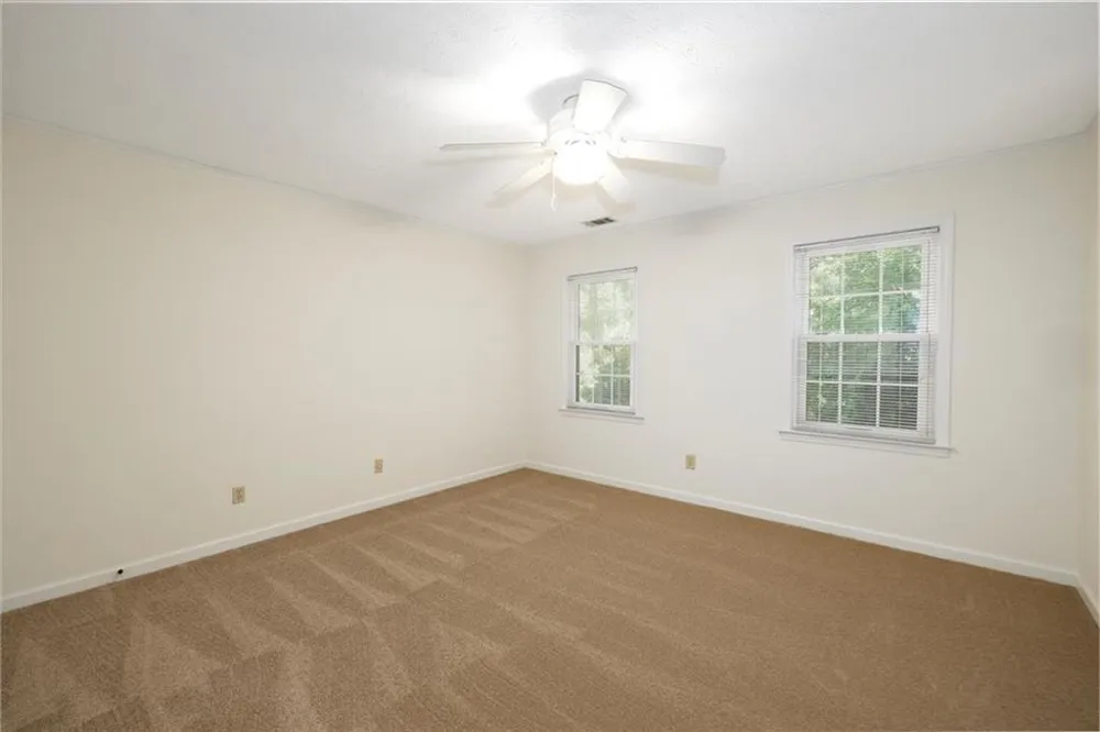 6088 Mill Stone Run Tucker, GA 30087